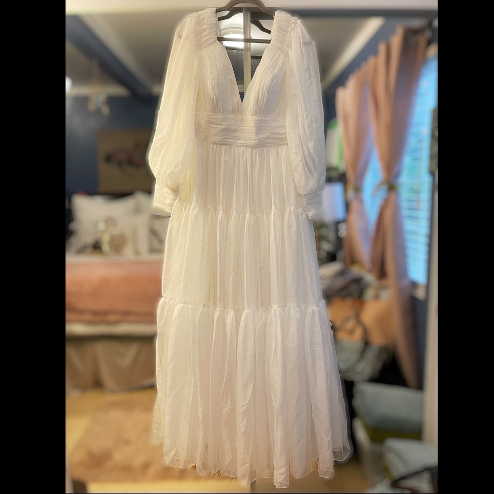 Brand new Hebeos wedding dress